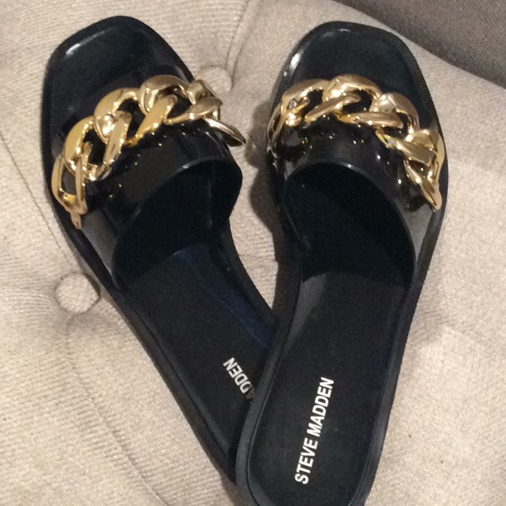 Really good summer dressy sandals.